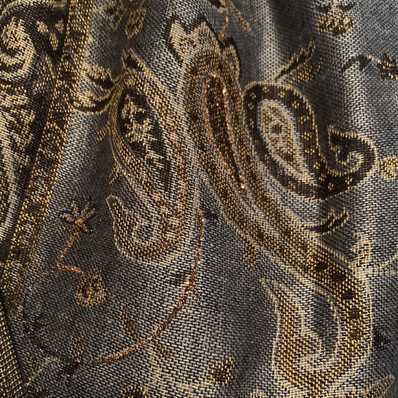 New imported silver/blue Diva Pashmina! - Picture 2 of 2